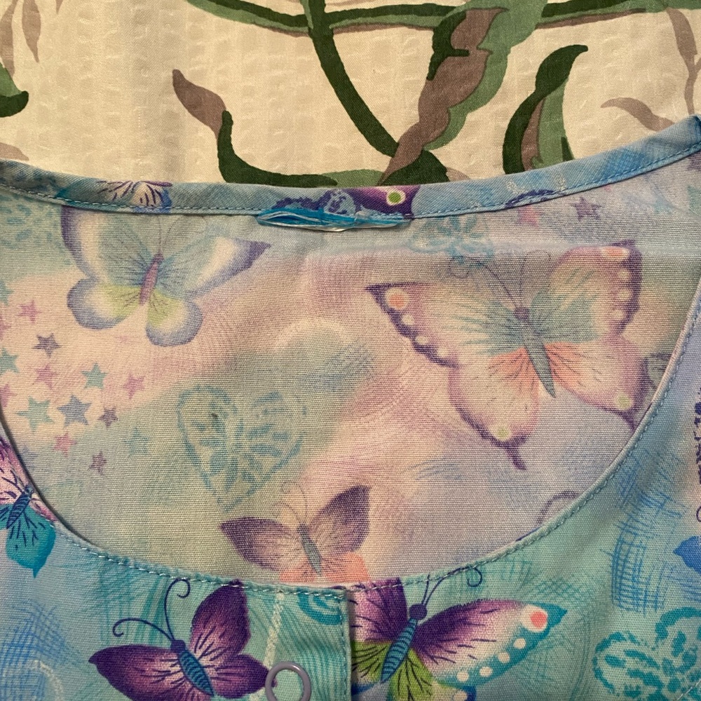 Scrub  Jacket - Picture 3 of 4